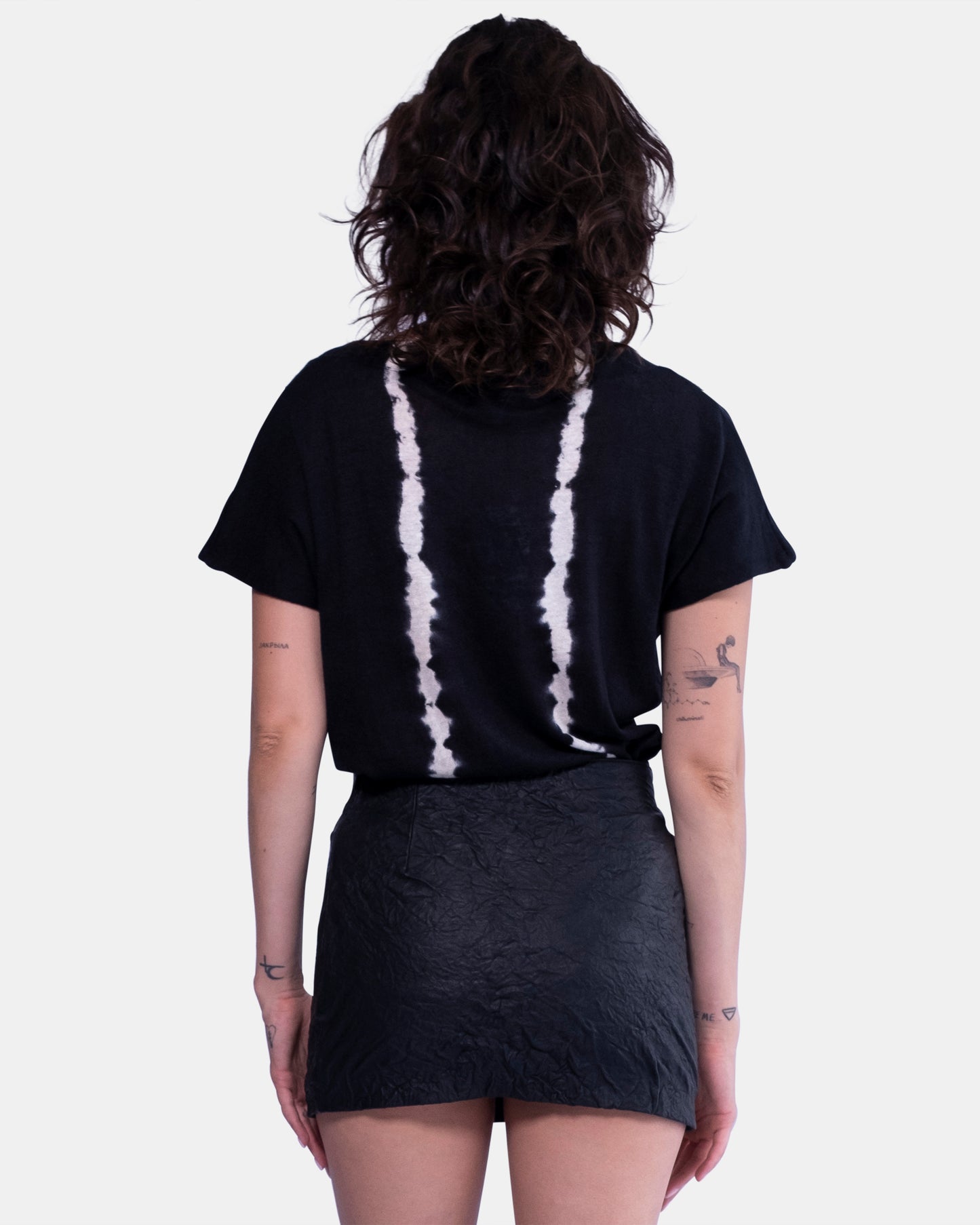 Linen V Tee Black