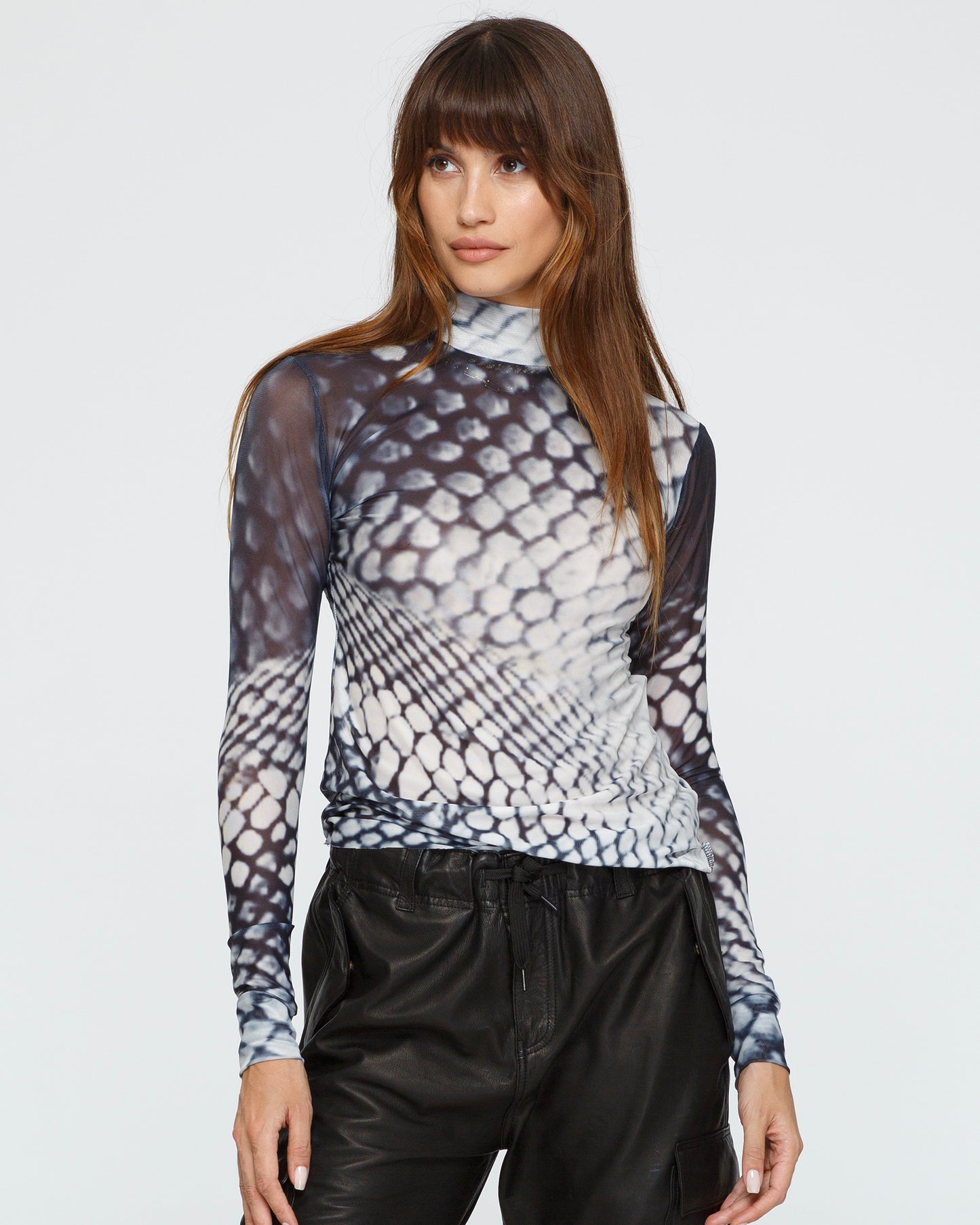 Mesh Scaled Top